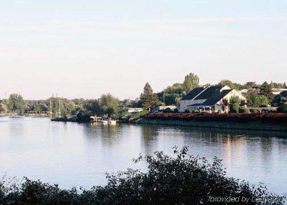 Logis - Hotel & Restaurant Des Lacs Paris Sud Viry-Châtillon 외부 사진