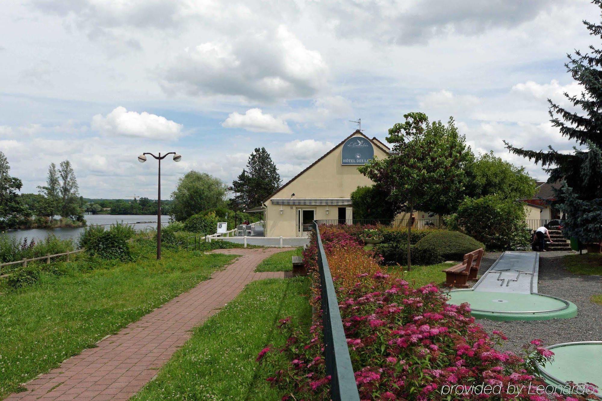 Logis - Hotel & Restaurant Des Lacs Paris Sud Viry-Châtillon 외부 사진